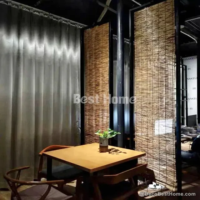 Hanging reed curtain